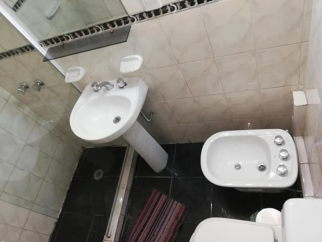 Hotel Alexander Mendoza 0*,